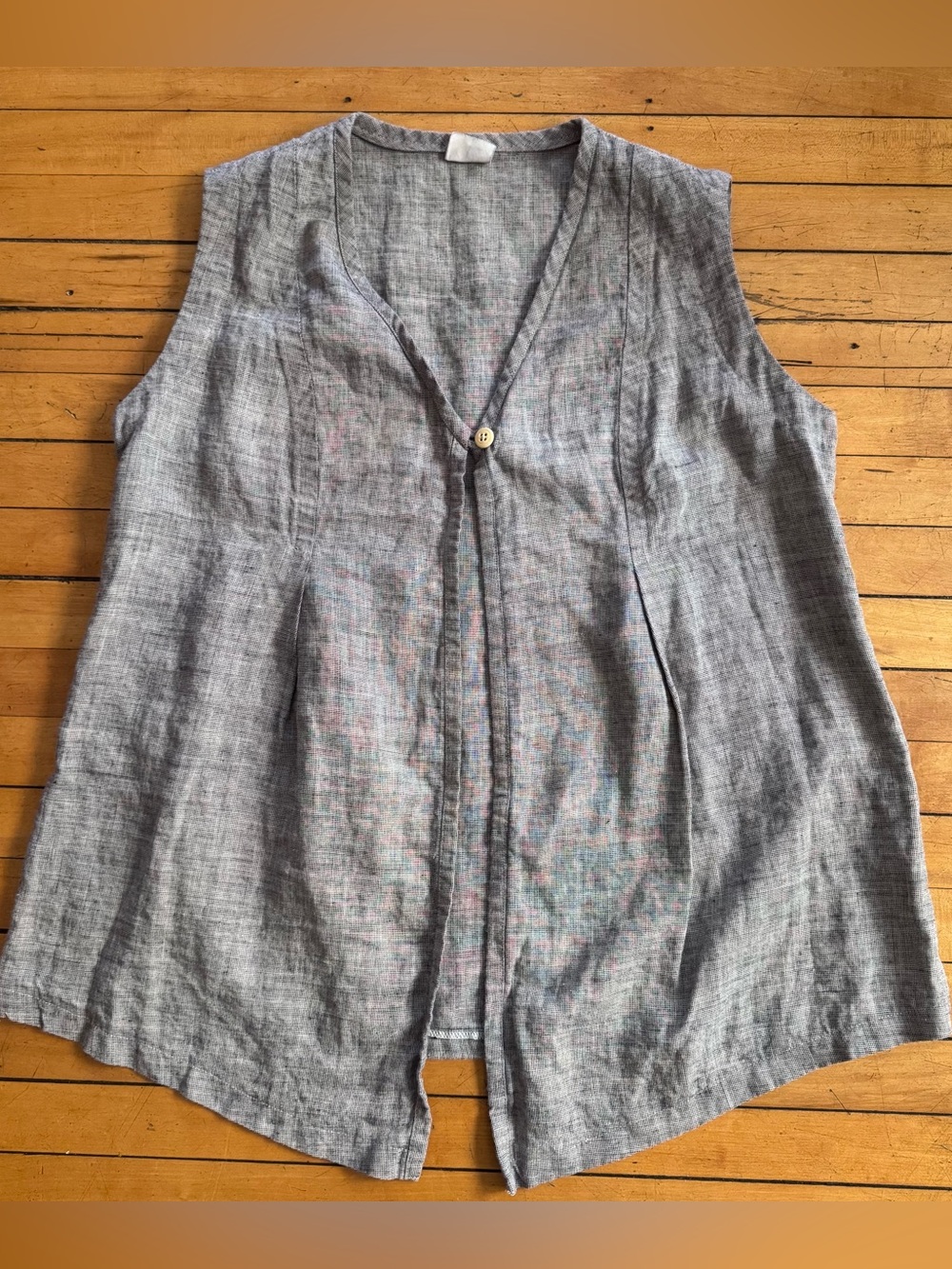 Hope's fine clothing Sleeveless open front blouse sleeveless Tunic Light Gray